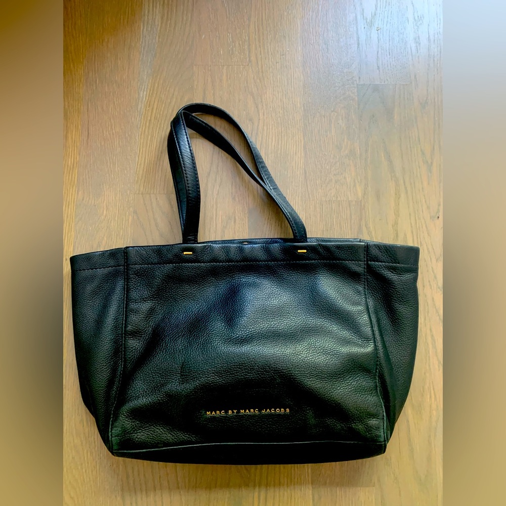 Marc Jacobs tote bag. Used- good condition. Black pebbled leather.